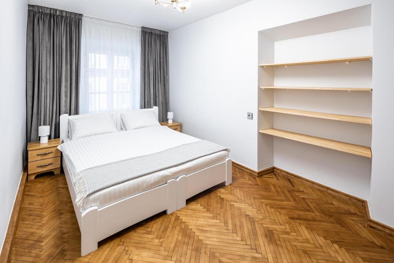 Romari Apartment Вірменська Львов Экстерьер фото