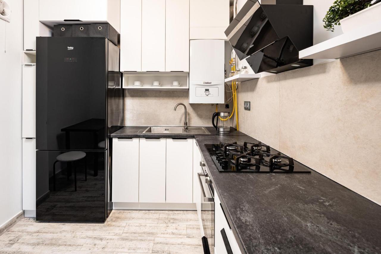 Romari Apartment Вірменська Львов Экстерьер фото