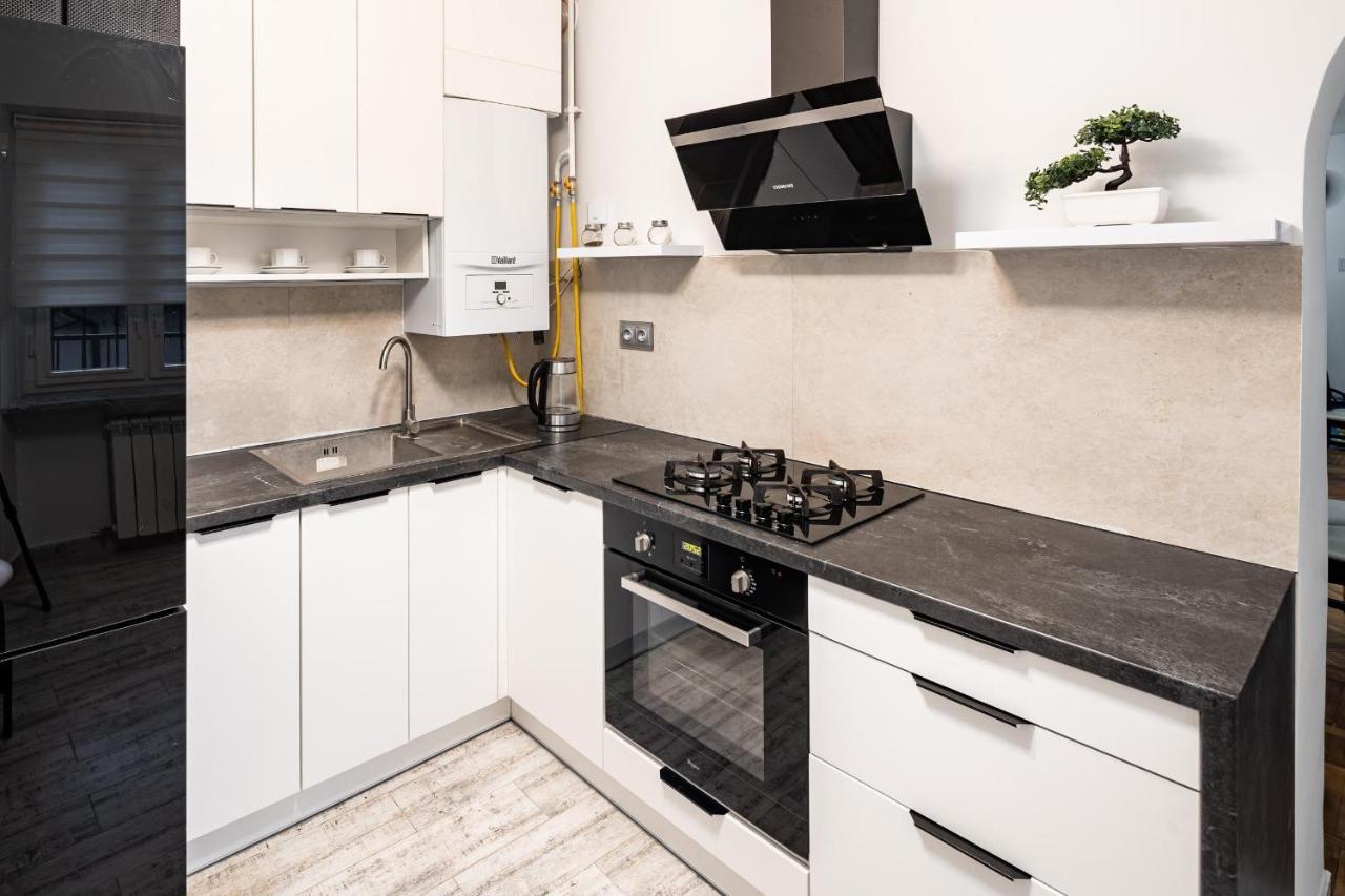 Romari Apartment Вірменська Львов Экстерьер фото
