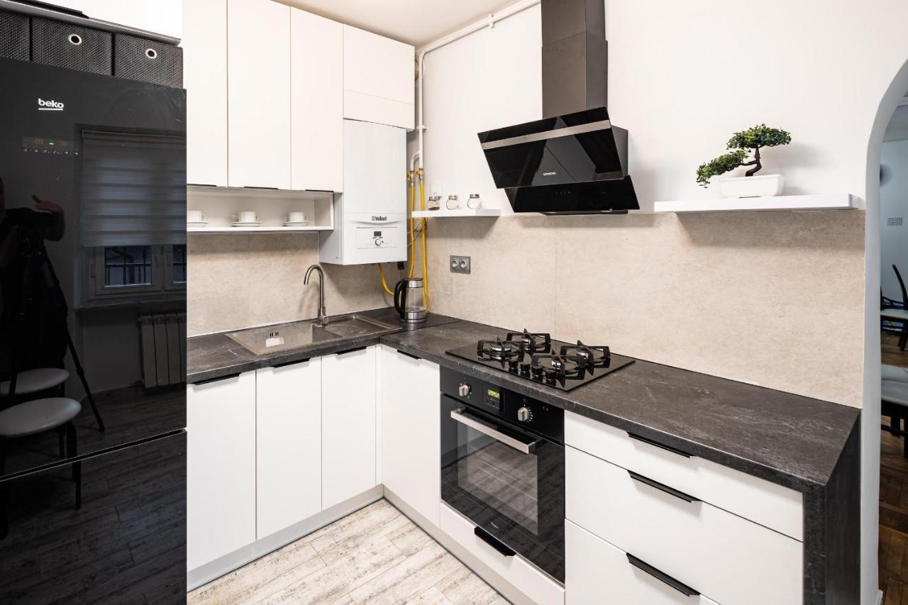 Romari Apartment Вірменська Львов Экстерьер фото